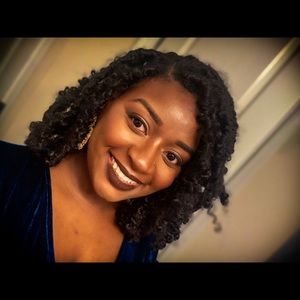 Meet your Posher, Erica